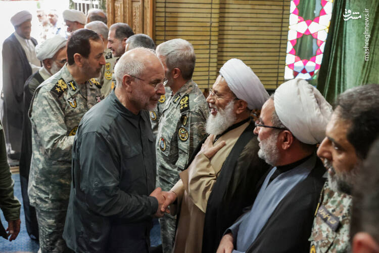 عکس/ حضور شخصیتها در مراسم گرامیداشت شهدای اقتدار ارتش