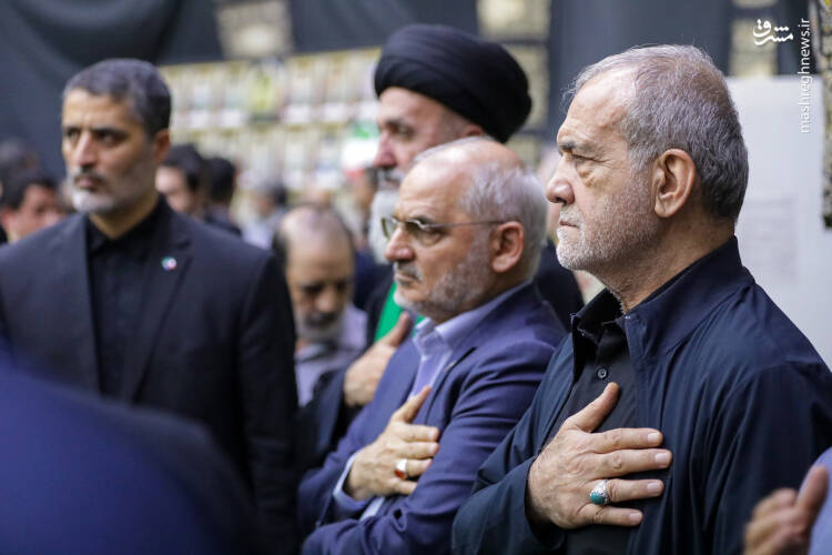 عکس/ حضور شخصیتها در مراسم گرامیداشت شهدای اقتدار ارتش