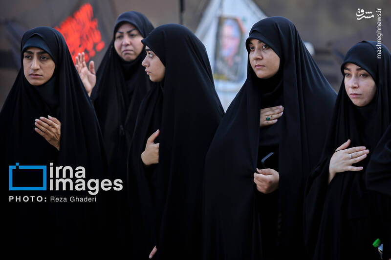 عکس/ استقبال از پیکر سردار شهید غلامحسین غیب پرور