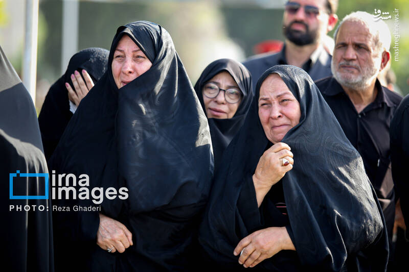 عکس/ استقبال از پیکر سردار شهید غلامحسین غیب پرور