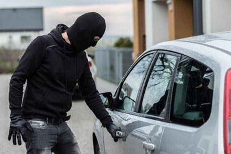 ماموران،سارق،سرقت،سارقان،عمليات،كلانتري،دستگيري،پليس،شناسايي ...