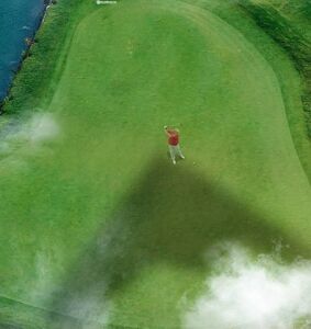 سرنوشت سلمان رشدی در انتظار ترامپ