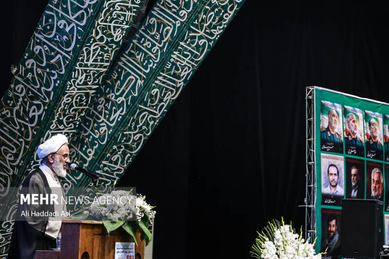 گرامیداشت اساتید و دانشمندان شهید اقتدار ملی