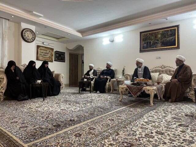 حضور نماینده ولیفقیه در منزل مرحوم آیتالله نعیمآبادی / بزرگداشت عضو فقید خبرگان در دامغان + عکس 6