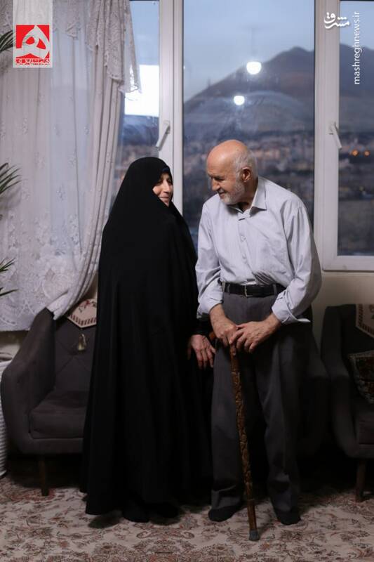 تصاویری از مرحوم احمد توکلی در جمع خانواده