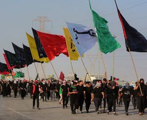 کاروان پرچم ها