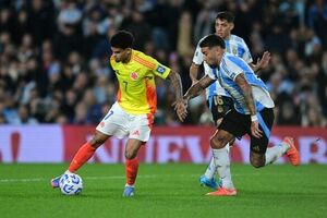 بایرن مونیخ در یکقدمی شکار دیاز