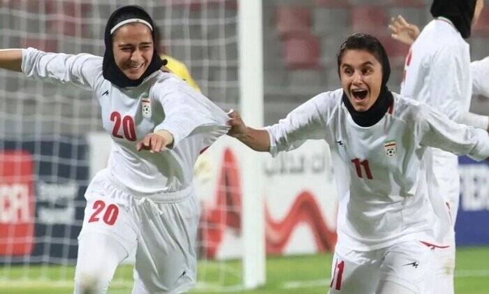 ملی‌پوش فوتبال زنان: نباید لبنان را دست کم می‌گرفتیم/ فدراسیون قول پاداش داد