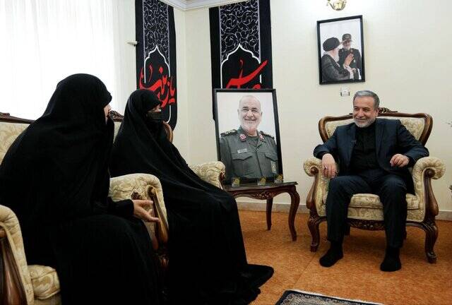 عراقچی: شهید سلامی از متخصصترین و متعهدترین فرماندهان ایران بود