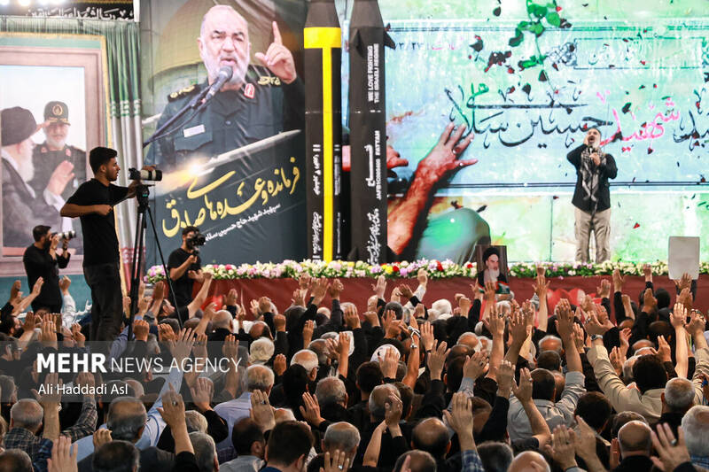 بزرگداشت چهلمین روز شهادت سردار سپهبد شهید حسین سلامی