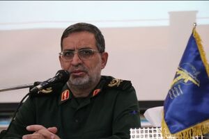 قدرت پدافندی و آفندی ما در ابعاد مختلف تمام محاسبات دشمن را در هم شکست/ حتی یک لحظه از افزایش آمادگیهای دفاعی، غافل نشدیم علیمحمد نائینی