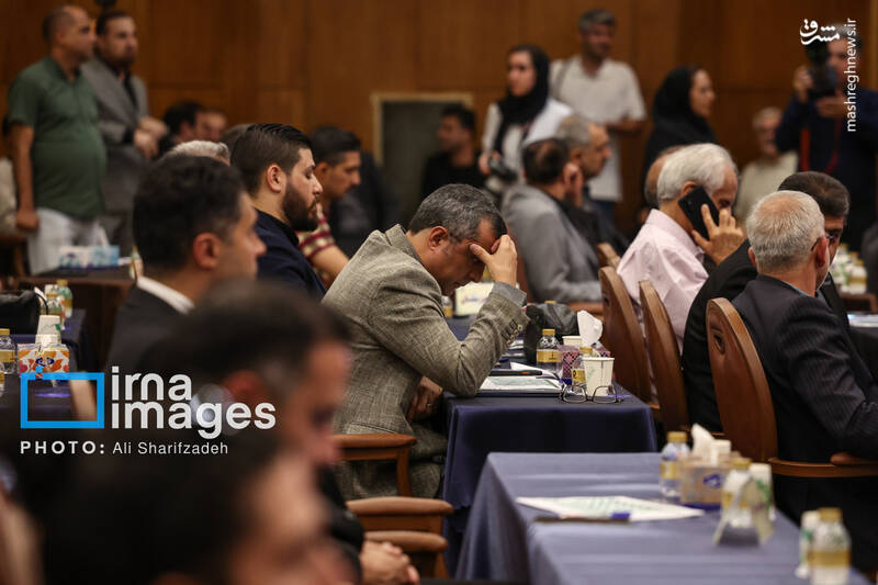 عکس / حضور چهرههای فوتبالی در قرعهکشی لیگ برتر فوتبال 36
