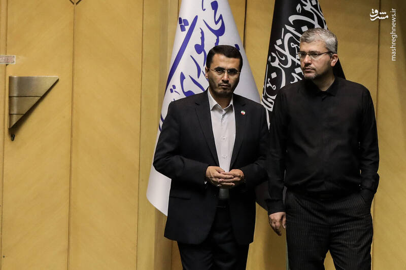 عکس / حضور وزیر ارشاد در صحن علنی مجلس 26