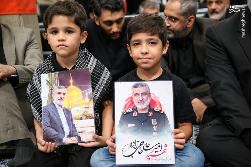 خانواده شهدای اقتدار: چشم دشمنانت کور 4