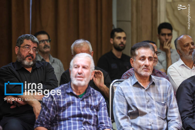عکس / مراسم سالگرد شهادت اسماعیل هنیه و چهلم سردار ایزدی 30