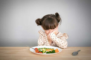 اینفوگرافیک/ چگونه به عادت بدِ غذایی کودکانمان "نه" بگوییم