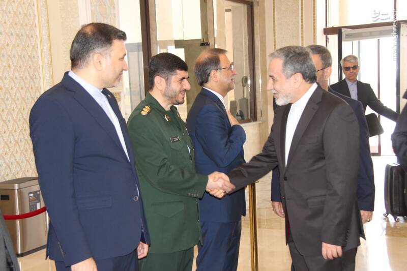 عراقچی وارد تاجیکستان شد+ عکس