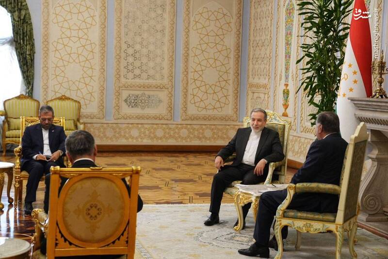 عکس/ دیدار عراقچی با رئیس جمهور تاجیکستان