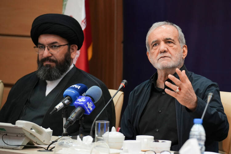 سفر پزشکیان به زنجان به روایت تصویر