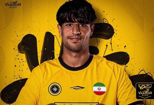 مهاجم عراقی سرخ آبیها را دور زد