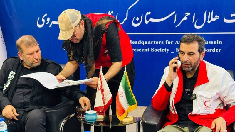 عکس/ بازدید دبیرکل جمعیت هلالاحمر از قرارگاه مرزی خسروی