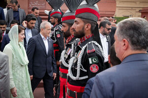 روز اول سفر رئیس جمهور به پاکستان به روایت تصویر