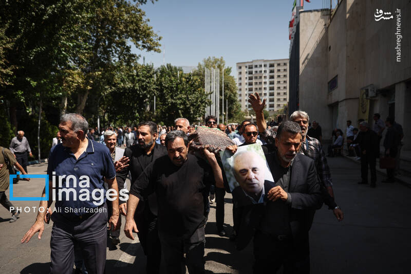 عکس / تشییع پیکر داریوش مصطفوی 6