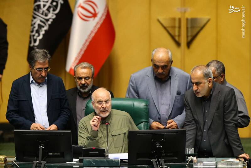 عکس / صحن علنی یکشنبه 12 مرداد مجلس 29
