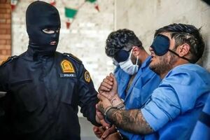 فیلم / اراذل و اوباشی که با 8 گلوله پلیس زمینگیر شد