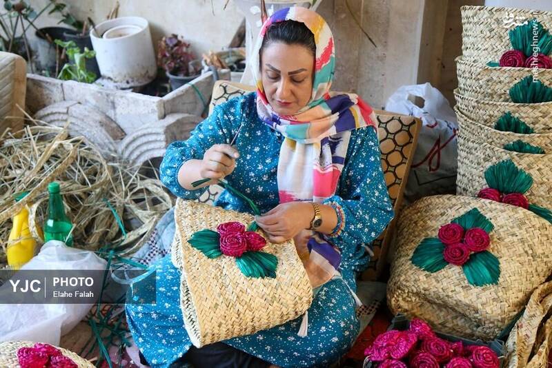 عکس / حصیر بافی با گیاه «لی» در گیلان 30