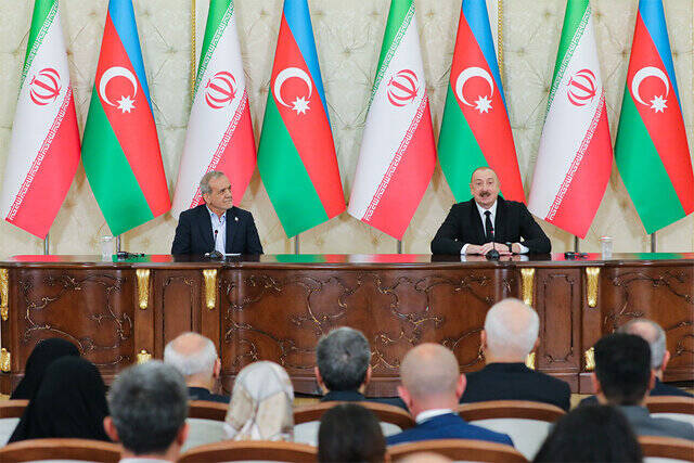 بقائی: ایران از مذاکره گریزان نیست / از ابتکار «چهارراه صلح» ارمنستان حمایت میکنیم 8