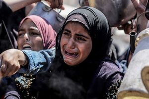 ماجرای کودک پنج ساله که فریاد گرسنه هستم او جهانی شد!