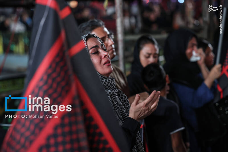 عکس/ اجتماع اربعینیها در میدان آزادی