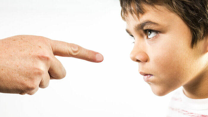 نسل Z، دستور نمیپذیرد! بچهها را چطور همراه کنیم؟