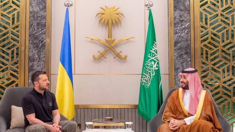 اوكراين،جمهور،رئيس،عربستان