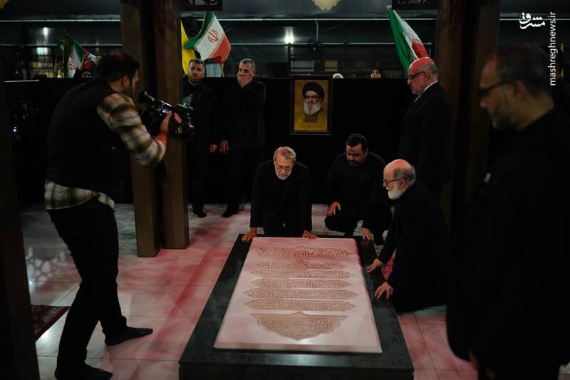 ادای احترام لاریجانی بر سر مزار سید حسن نصرالله