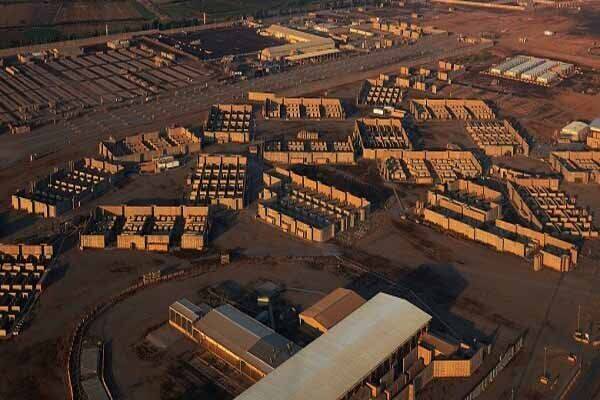 خروج صدها تروریست از پایگاه عین‌الاسد