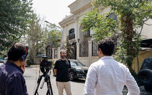 عکس/ توقیف املاک متهمان پرونده کینگ مانی توسط دادستانی تهران