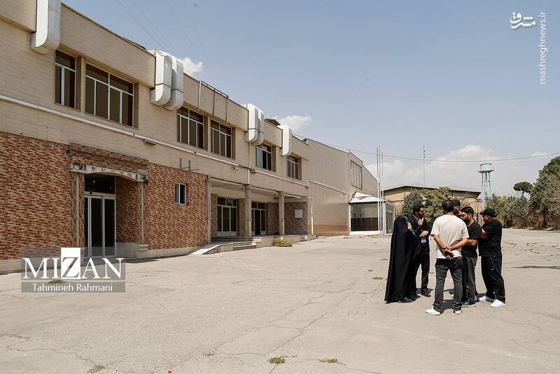 عکس/ توقیف املاک متهمان پرونده کینگ مانی توسط دادستانی تهران عکس/ توقیف املاک متهمان پرونده کینگ مانی توسط دادستانی تهران
