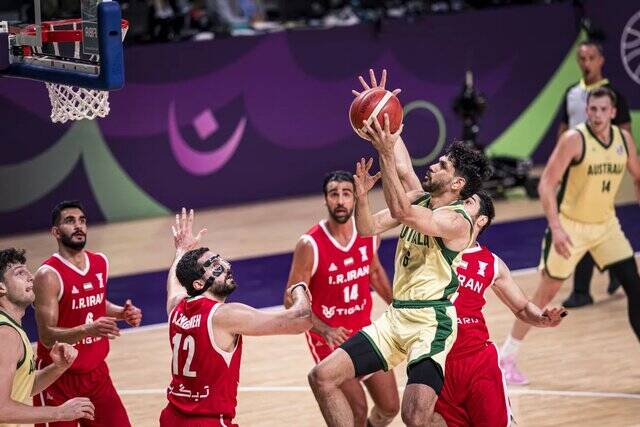 زور بسکتبال ایران به استرالیا نرسید/ دیدار با نیوزلند برای مدال برنز