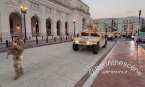 اشتباه نکنید اینجا بغداد نیست، اینجا پایتخت آمریکاست!+ فیلم