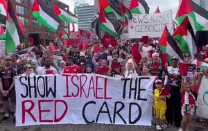 تظاهرات در منچستر برای اخراج اسرائیل از فیفا