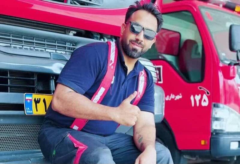 آتشسوزی در کنگان؛ یک آتشنشان جان باخت+ عکس