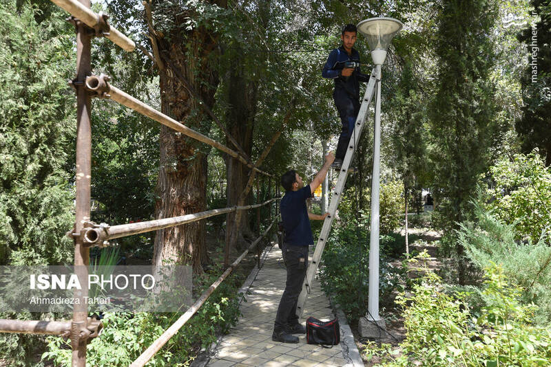 عکس / آمادهسازی آرامگاه استاد فرشچیان در اصفهان 7