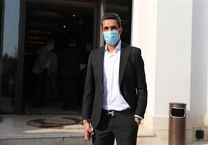 سپهر حیدری از کشور خارج شد؛ مقصد، فعلاً امارات!