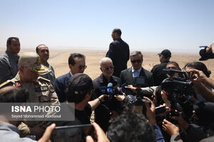 برای تامین اعتبار ساخت دیوار مرزی مصمم هستیم