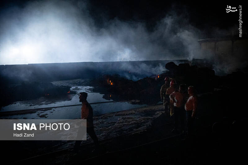 عکس/ آتشسوزی انبار مواد نفتی و روغنی در خیابان شهید رجایی تهران