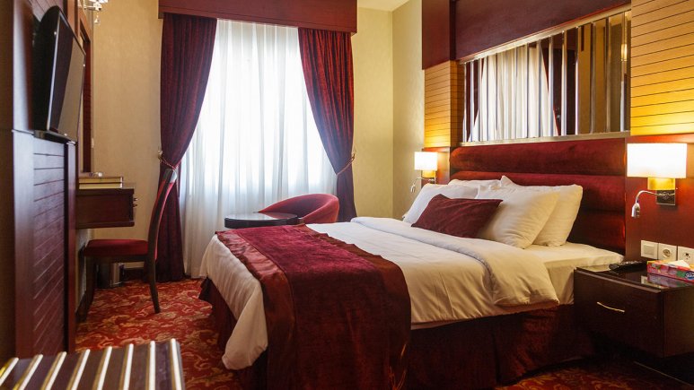 معرفی بهترین هتل های مشهد از نظر کاربران در سال 1403