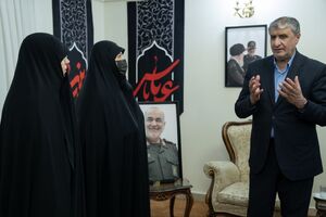 عکس/ دیدار اسلامی با خانواده شهدای اقتدار