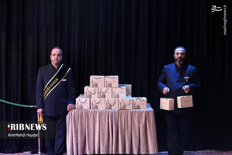عکس / آیین غبارروبی ضریح آستان امامزاده صالح (ع) 14